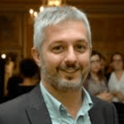 Paradossi e Traumi dello Sviluppo in Adolescenza: Clinica, Psicoterapia, Neurobiologia